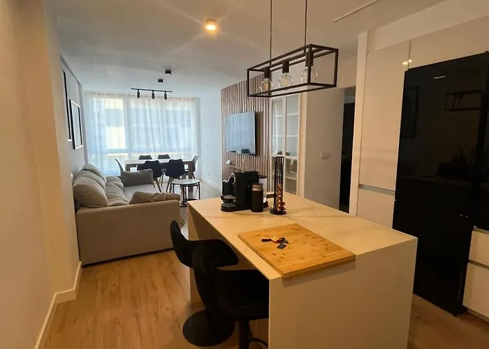 Susurros Del Cantabrico Χιχόν